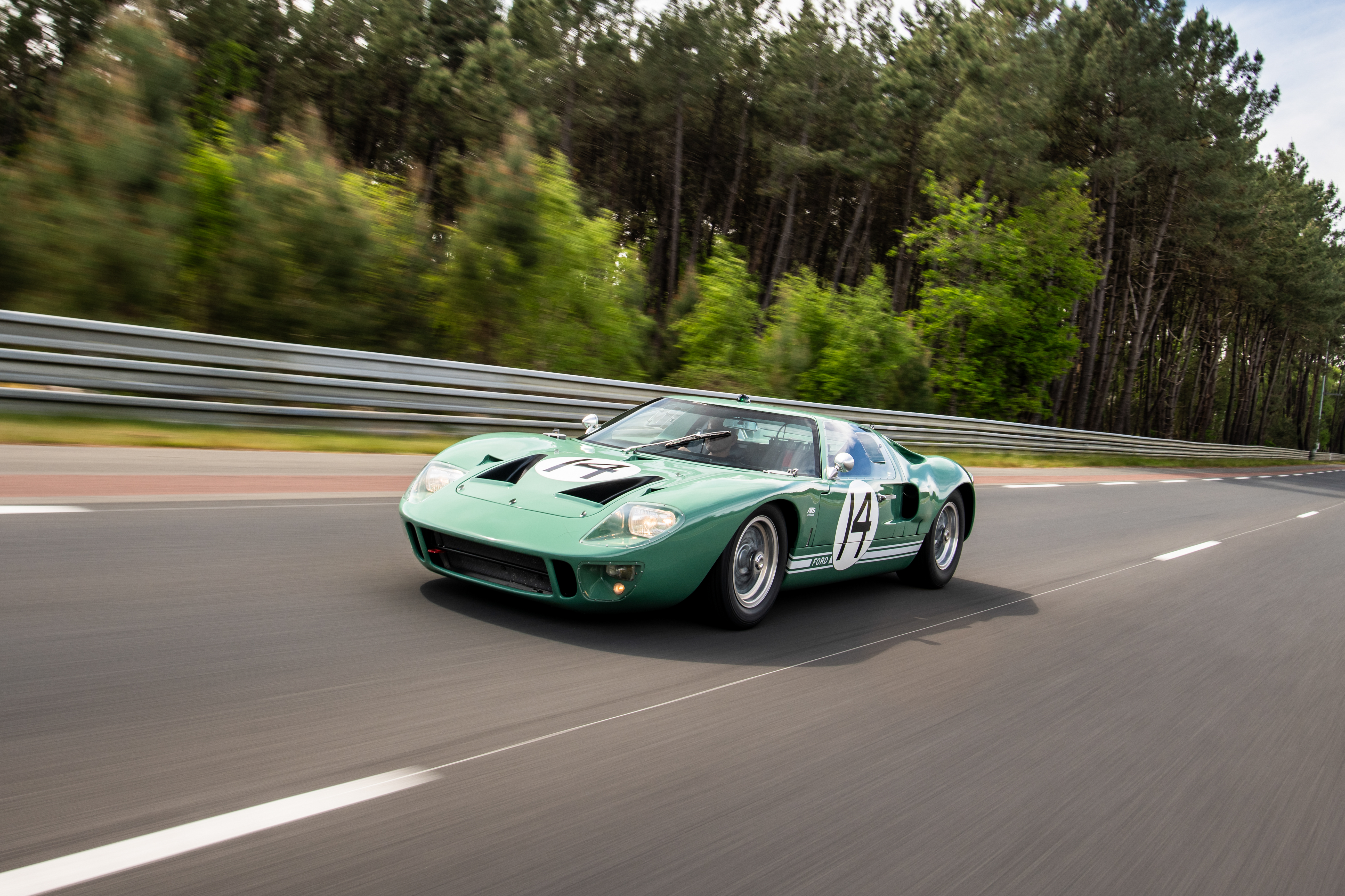 曾參與利曼賽事的 1965 年福特 GT40 Mk I 經典賽車即將拍賣