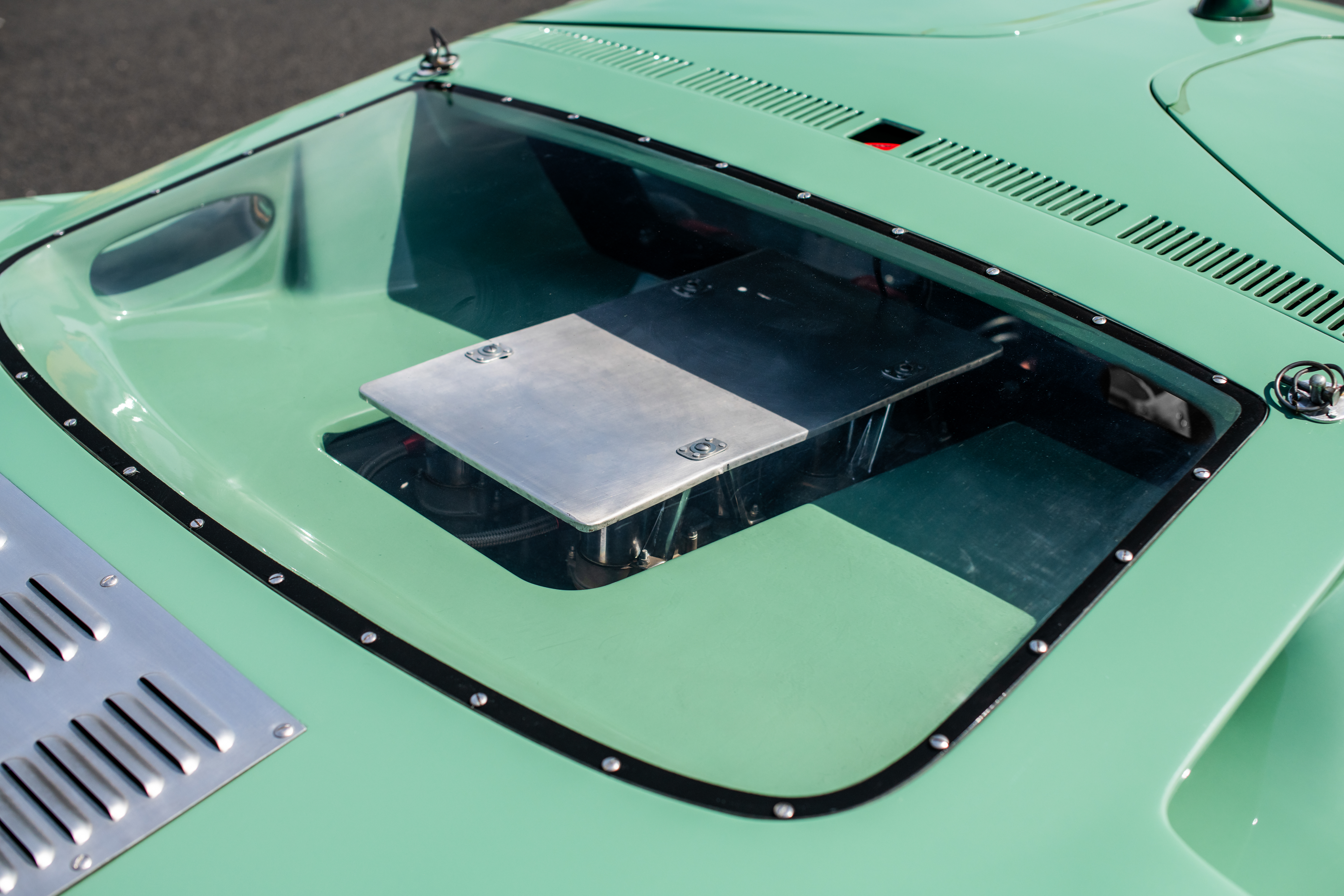 曾參與利曼賽事的 1965 年福特 GT40 Mk I 經典賽車即將拍賣