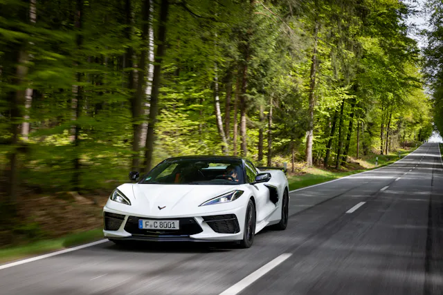 美國跑車遠征歐洲:從紐柏林到斯帕的 Corvette C8 之旅