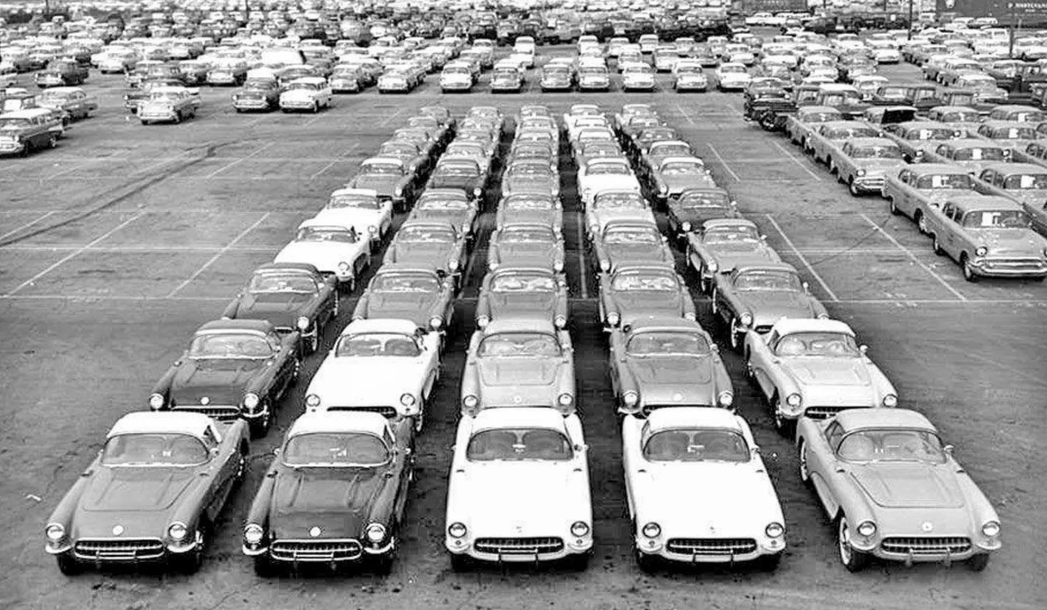 Corvettes-Parking-Lot-St-Louis-Assembly-Plant