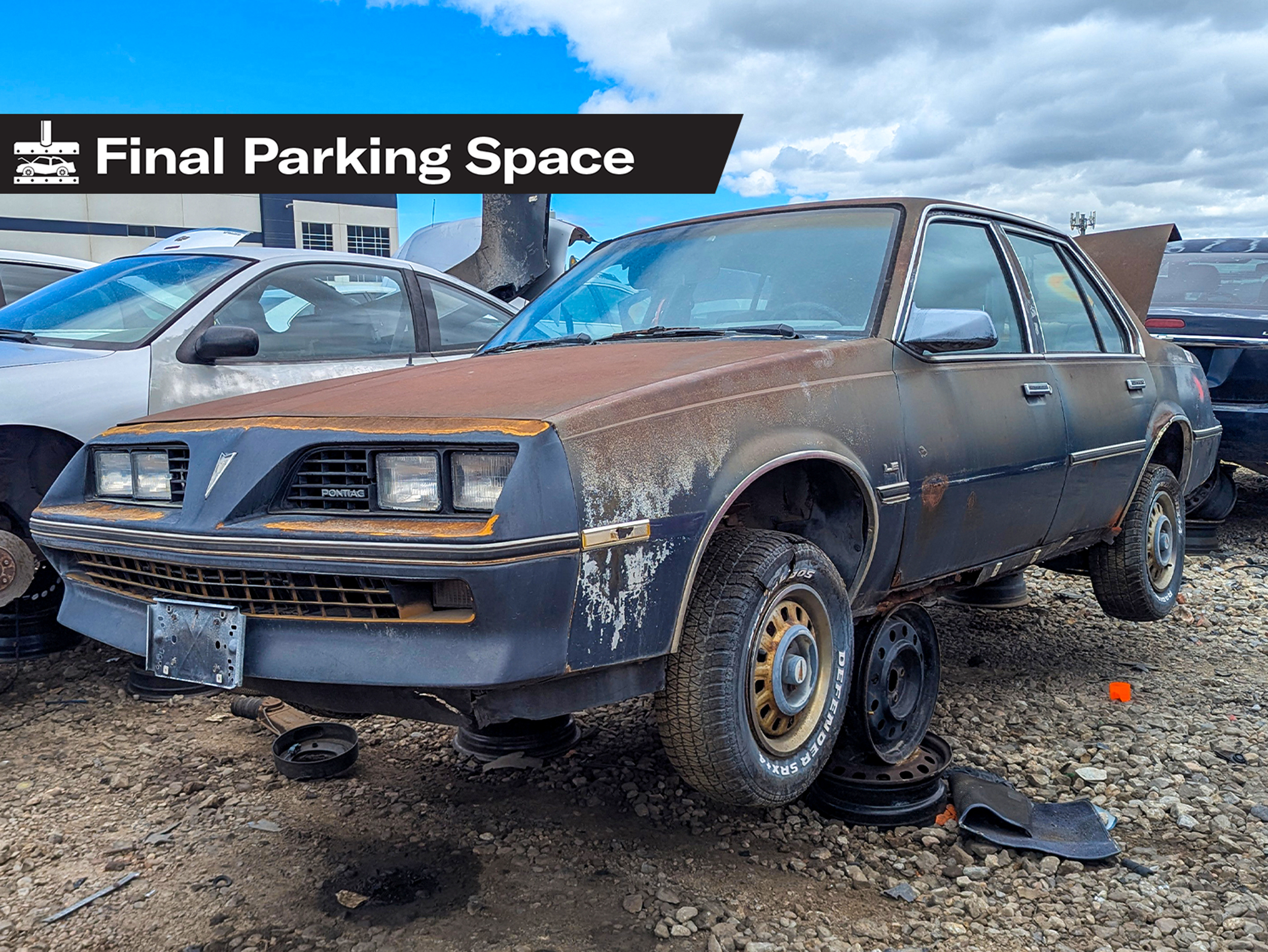 稀有的 1983 年 Pontiac 2000 LE Sedan：J 平台下的獨特存在
