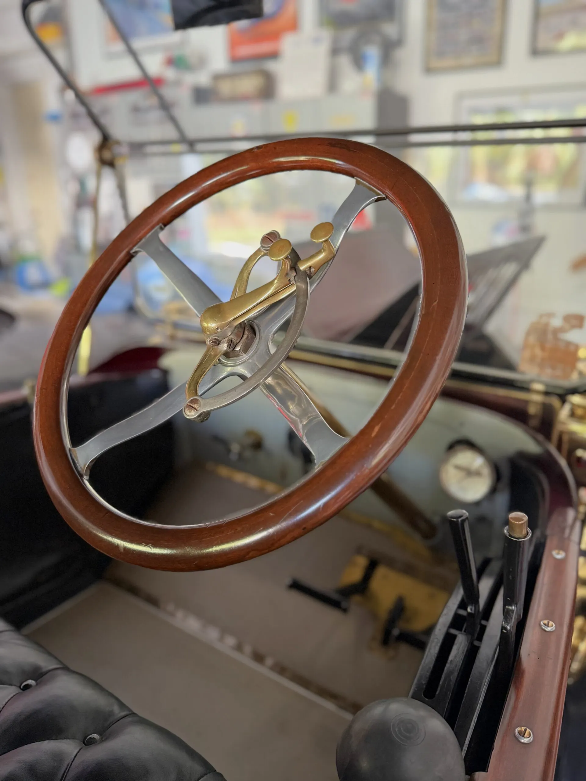 珍愛的別克汽車與同一家族相伴113年