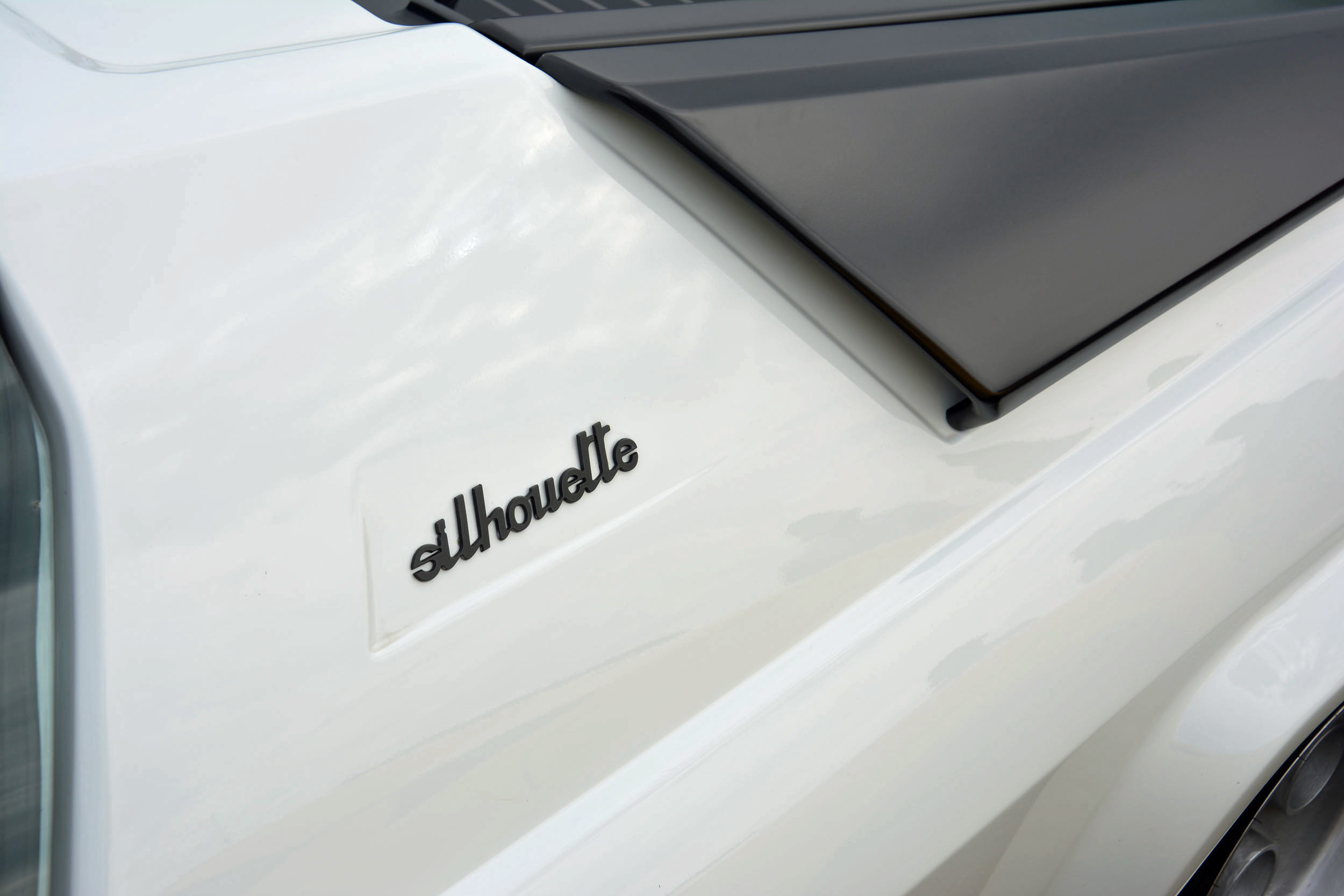 被遺忘的 70 年代蠻牛：Lamborghini Silhouette