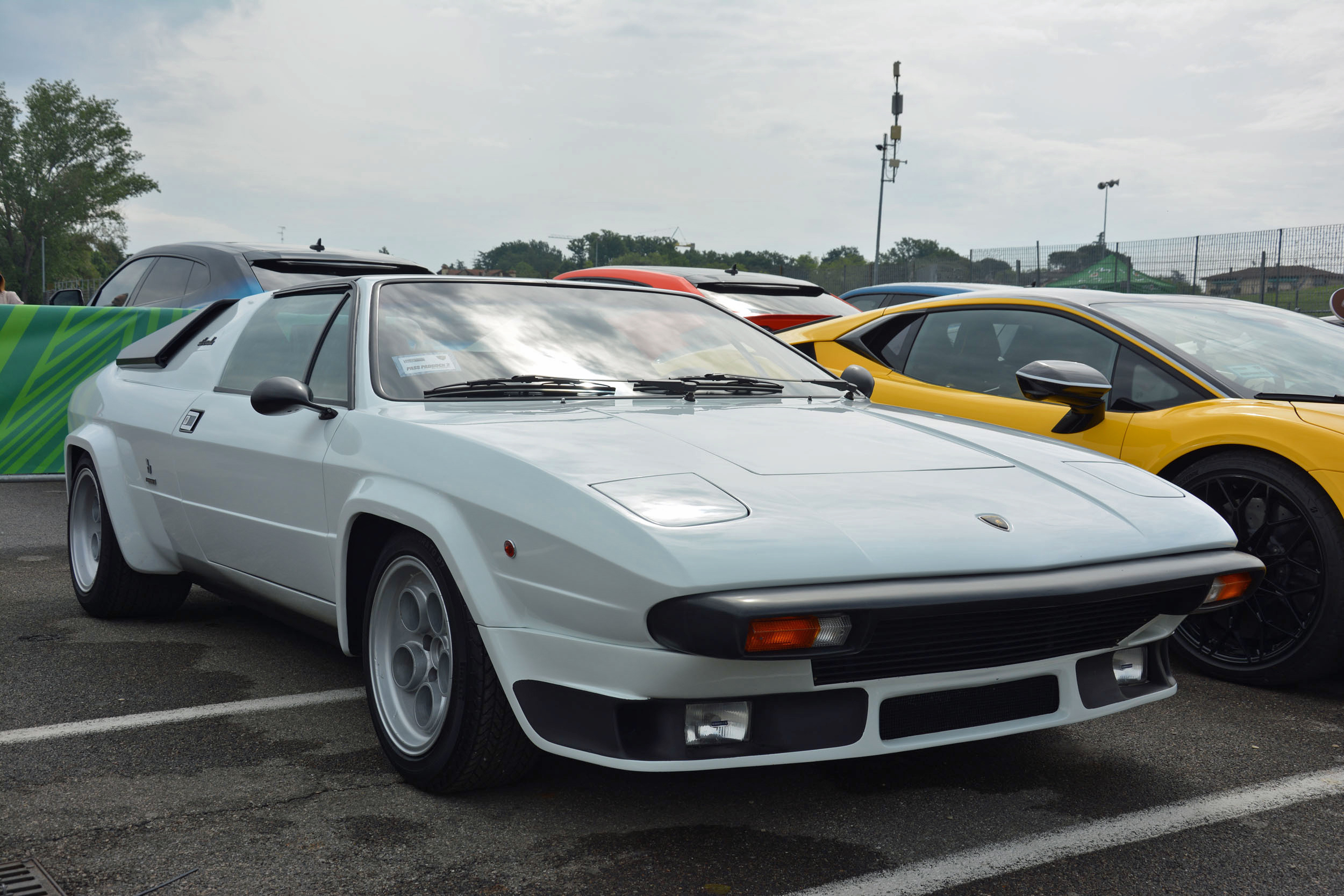 被遺忘的 70 年代蠻牛：Lamborghini Silhouette