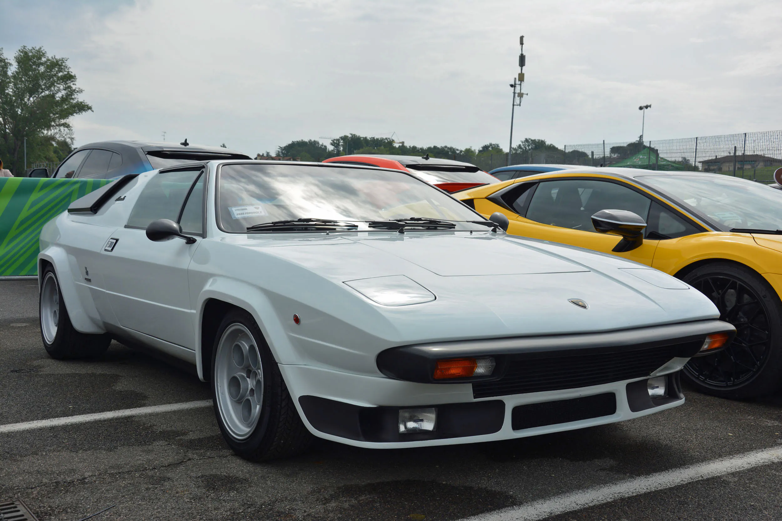 被遺忘的 70 年代蠻牛：Lamborghini Silhouette