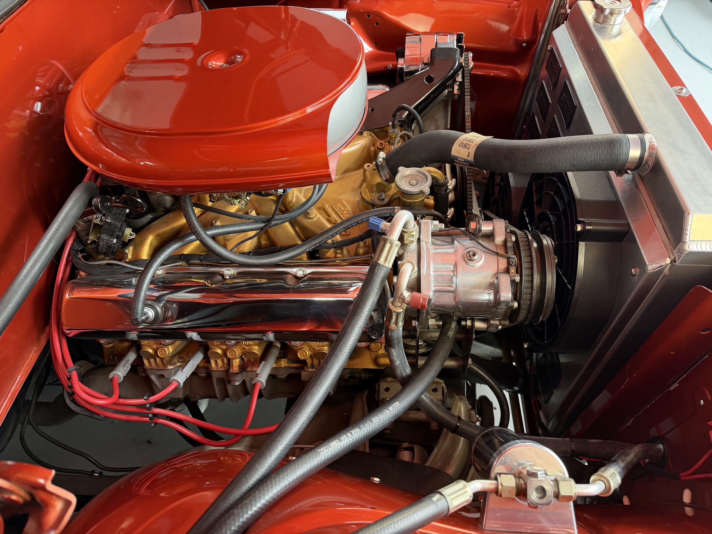 這輛1957年Oldsmobile Golden Rocket 88 Fiesta Wagon正等待一次公路旅行