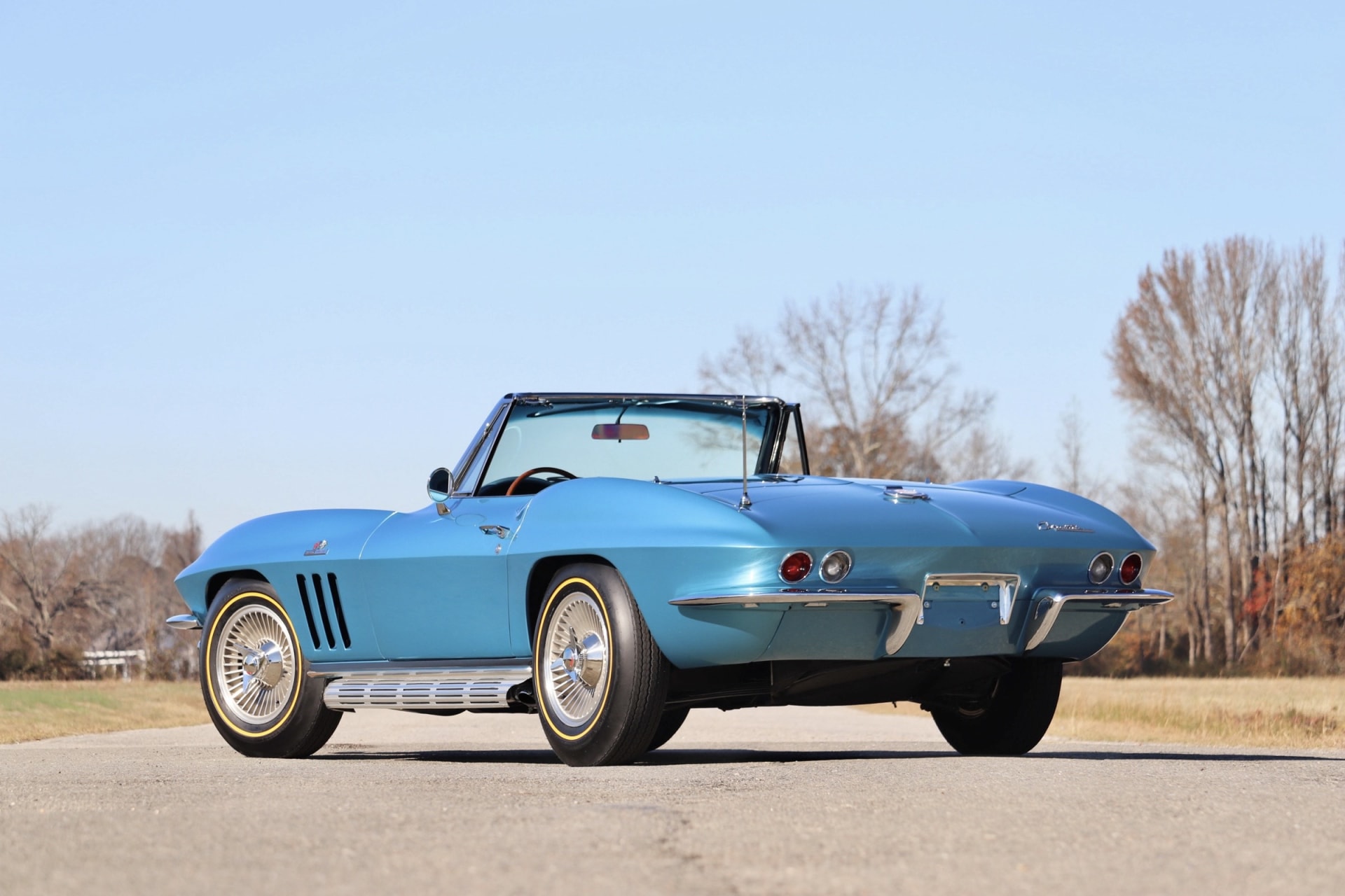 汽車與色彩的完美搭配：Hagerty 精選 10 種經典組合