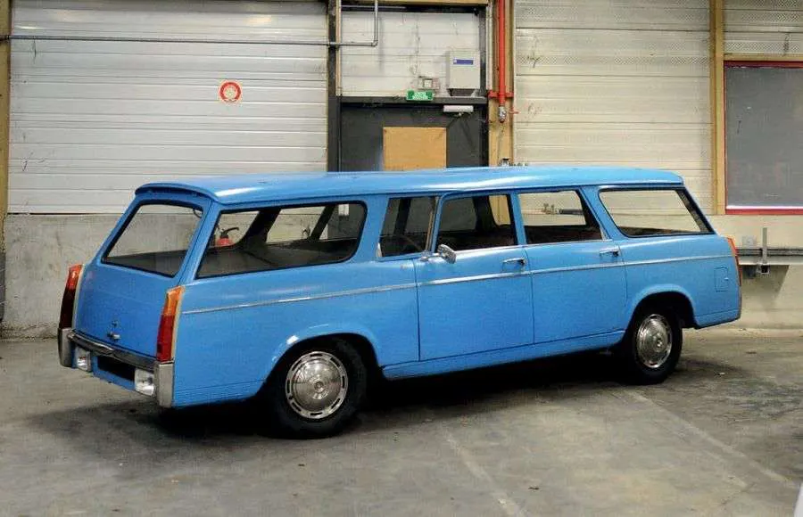 《心靈情慾》中的汽車：構築超現實世界的關鍵元素