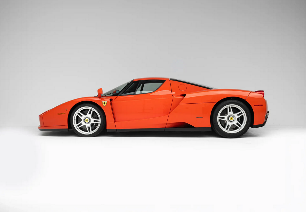 法拉利 Enzo 僅 5 個月、12 英里身價飆漲近 200 萬美元