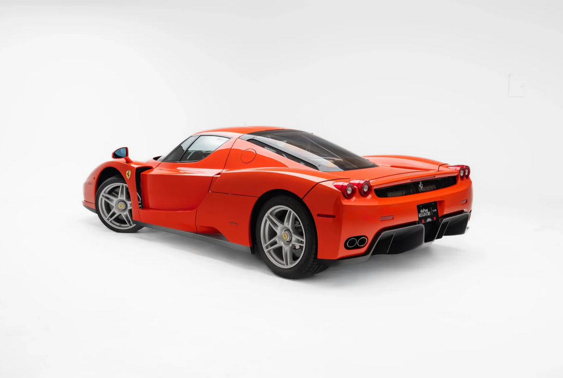 法拉利 Enzo 僅 5 個月、12 英里身價飆漲近 200 萬美元