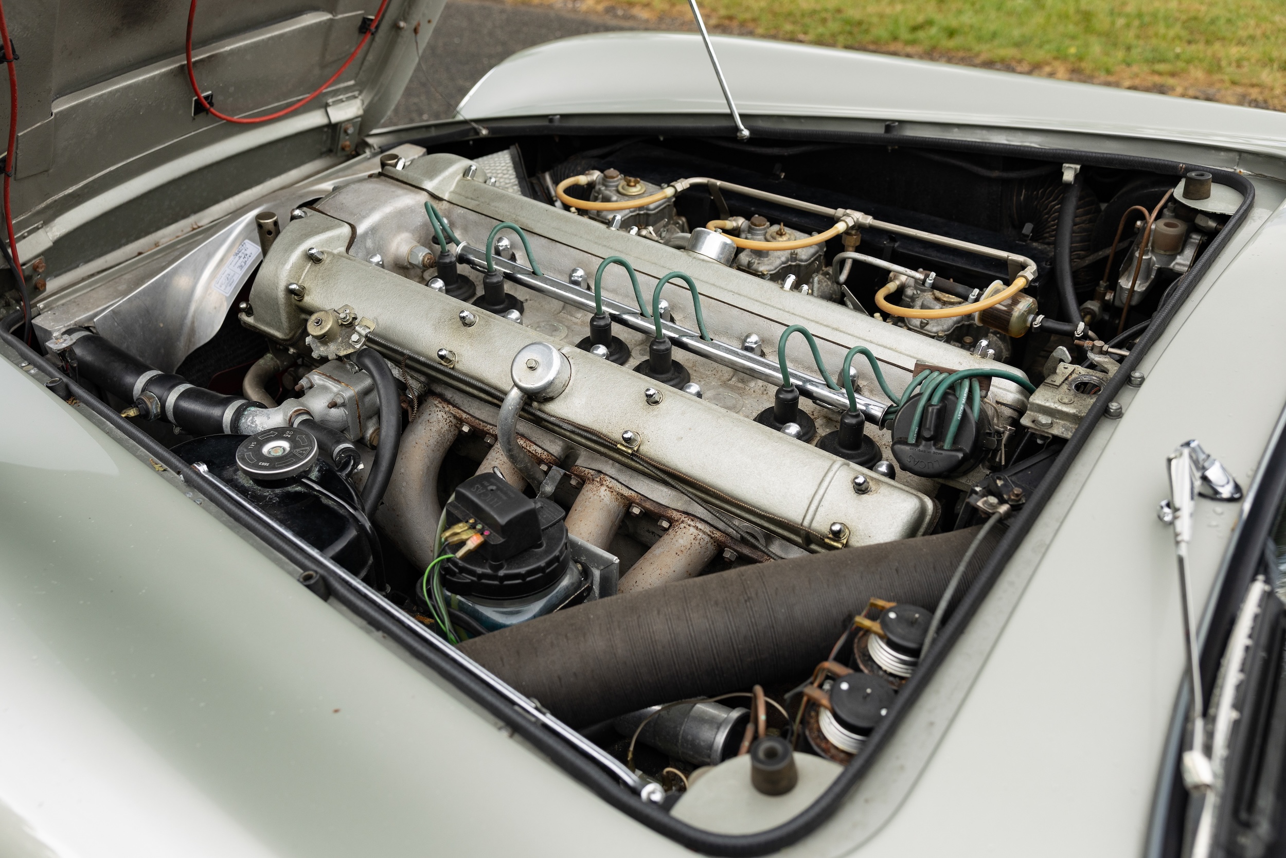 $1.1M Aston Martin DB5 Shooting Brake Is a Pheasant's Worst