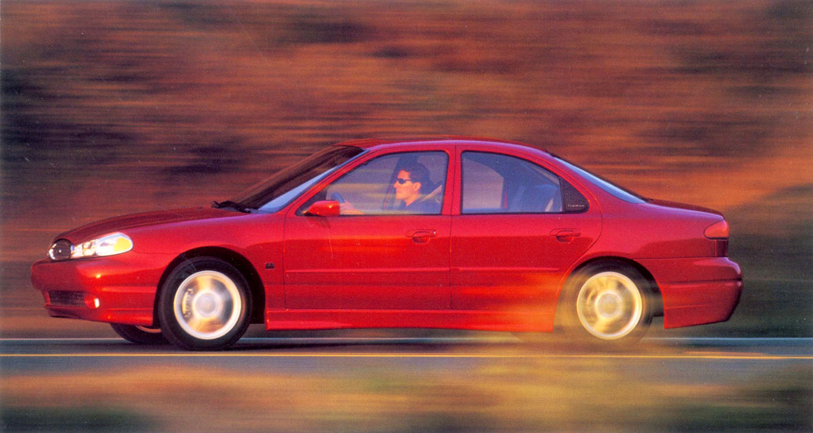 1999年水星Mystique LS：5速手排與35萬英里里程的最後停車位
