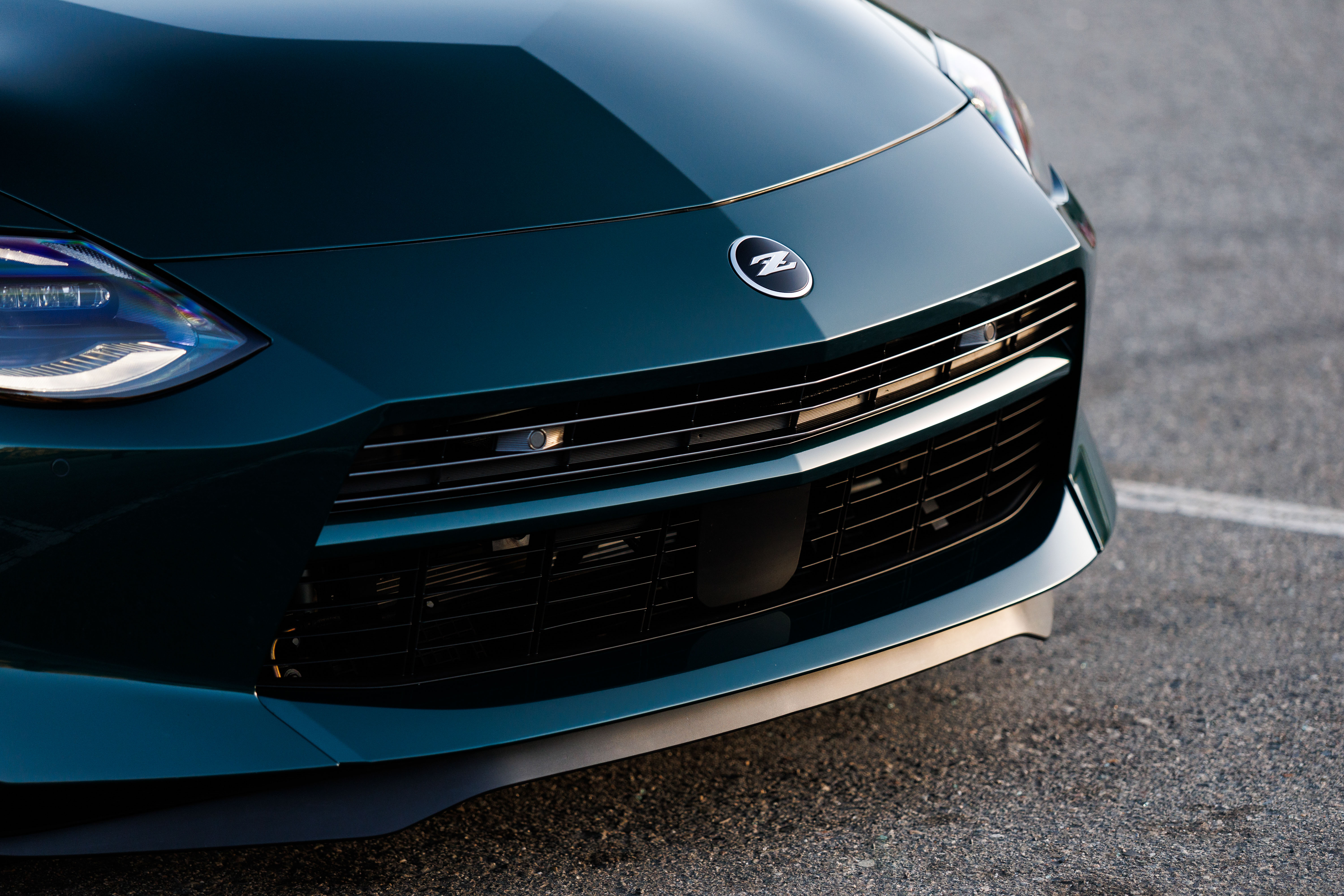 Nissan Z NISMO 手排版售價公布，起價不到 7 萬美元