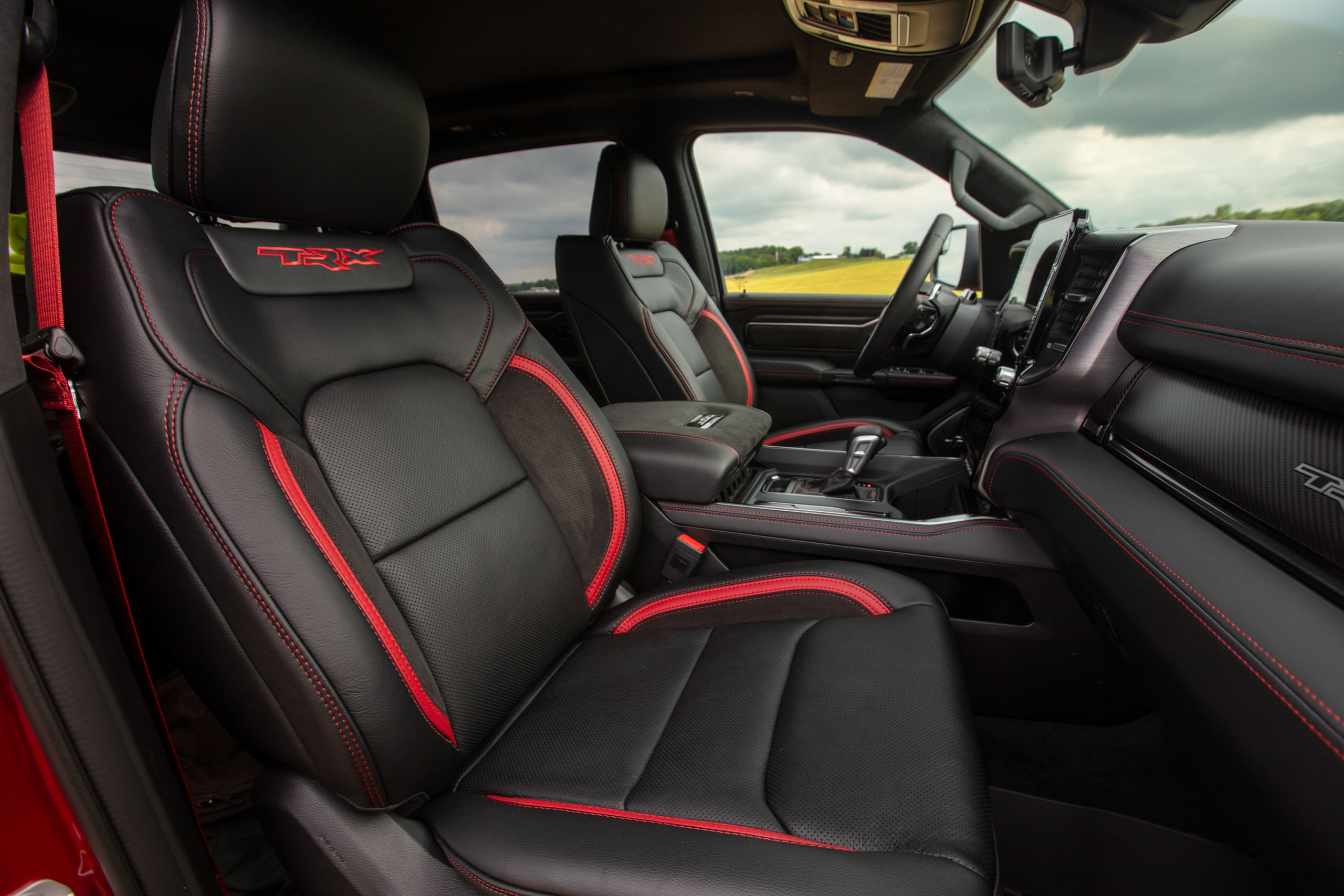 2027年Ram 1500 TRX SRT首試：美式皮卡的極致狂野