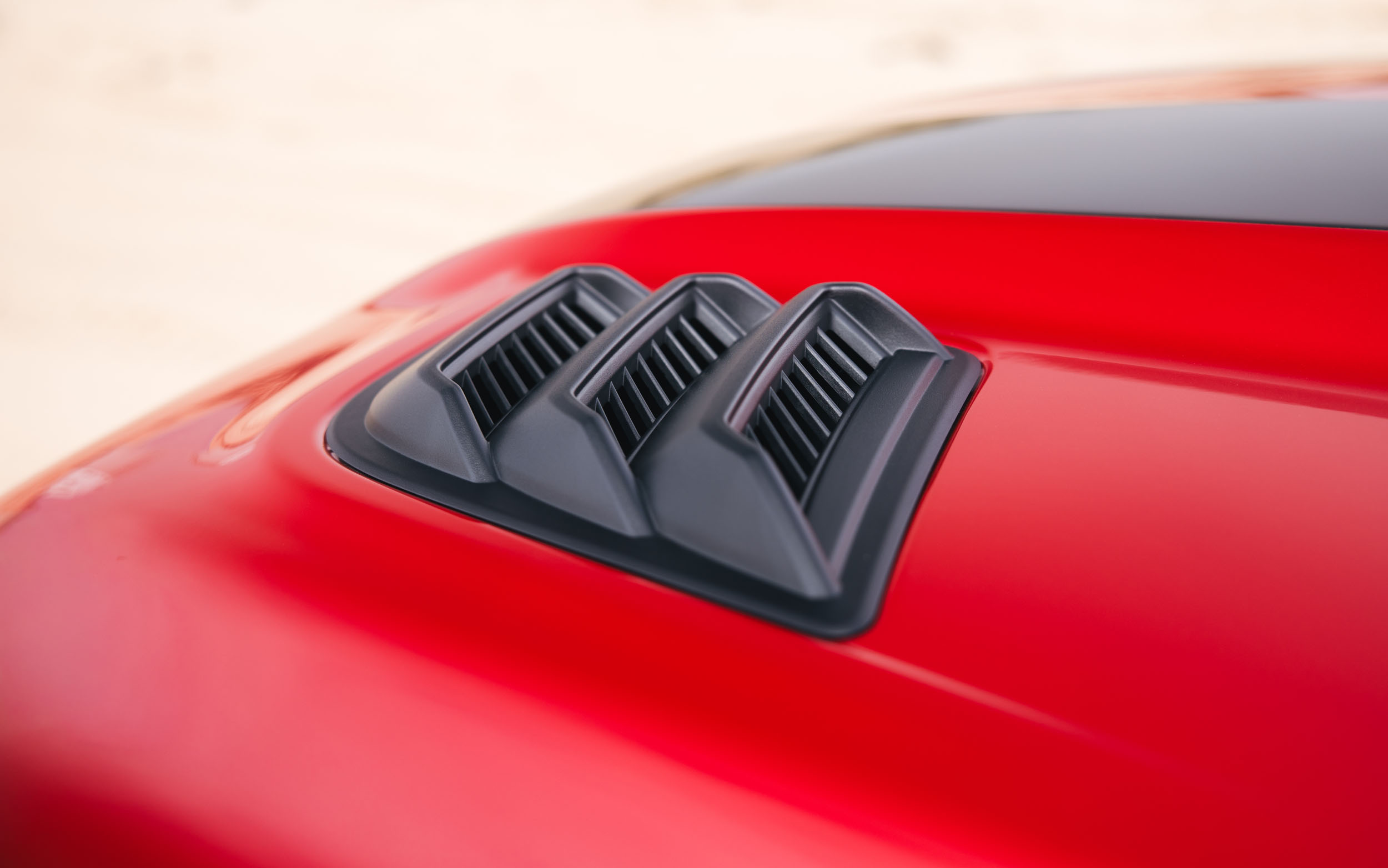 Roush 與 Ram 聯手打造 2027 年式 Hemi 動力半噸越野皮卡