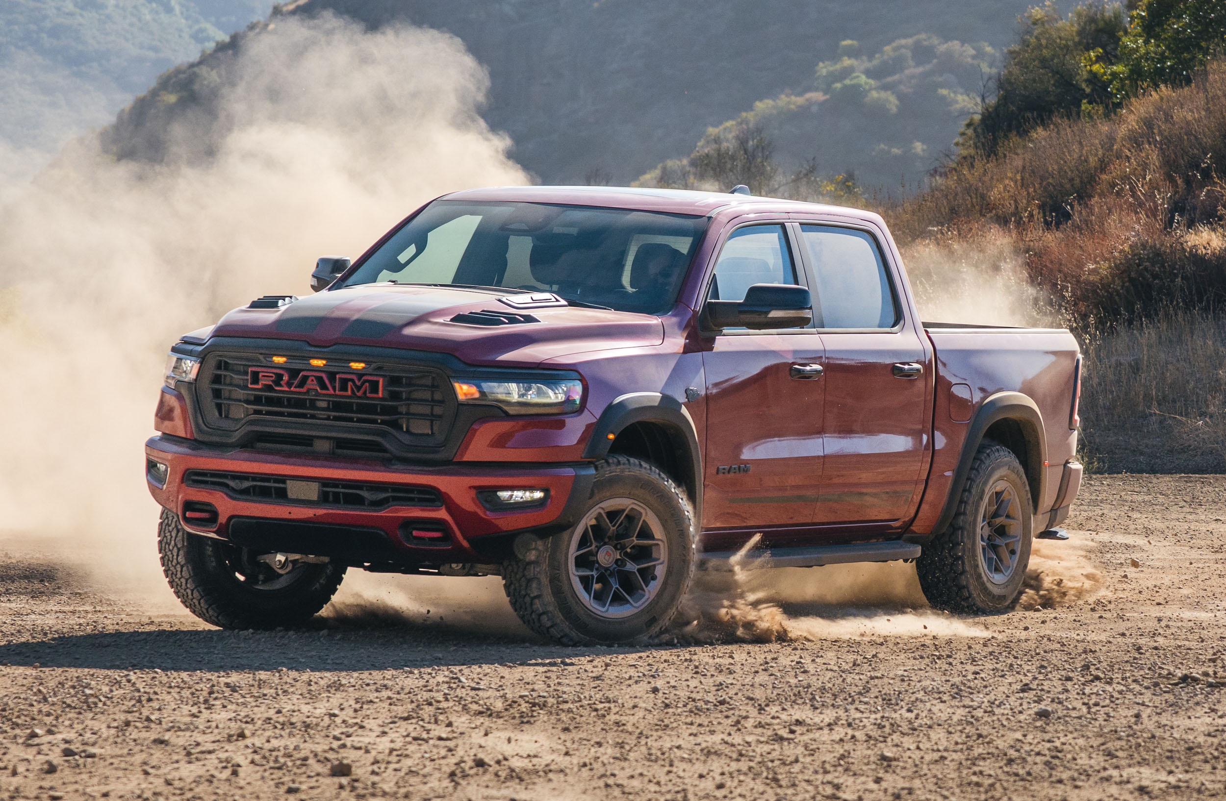 Roush 與 Ram 聯手打造 2027 年式 Hemi 動力半噸越野皮卡
