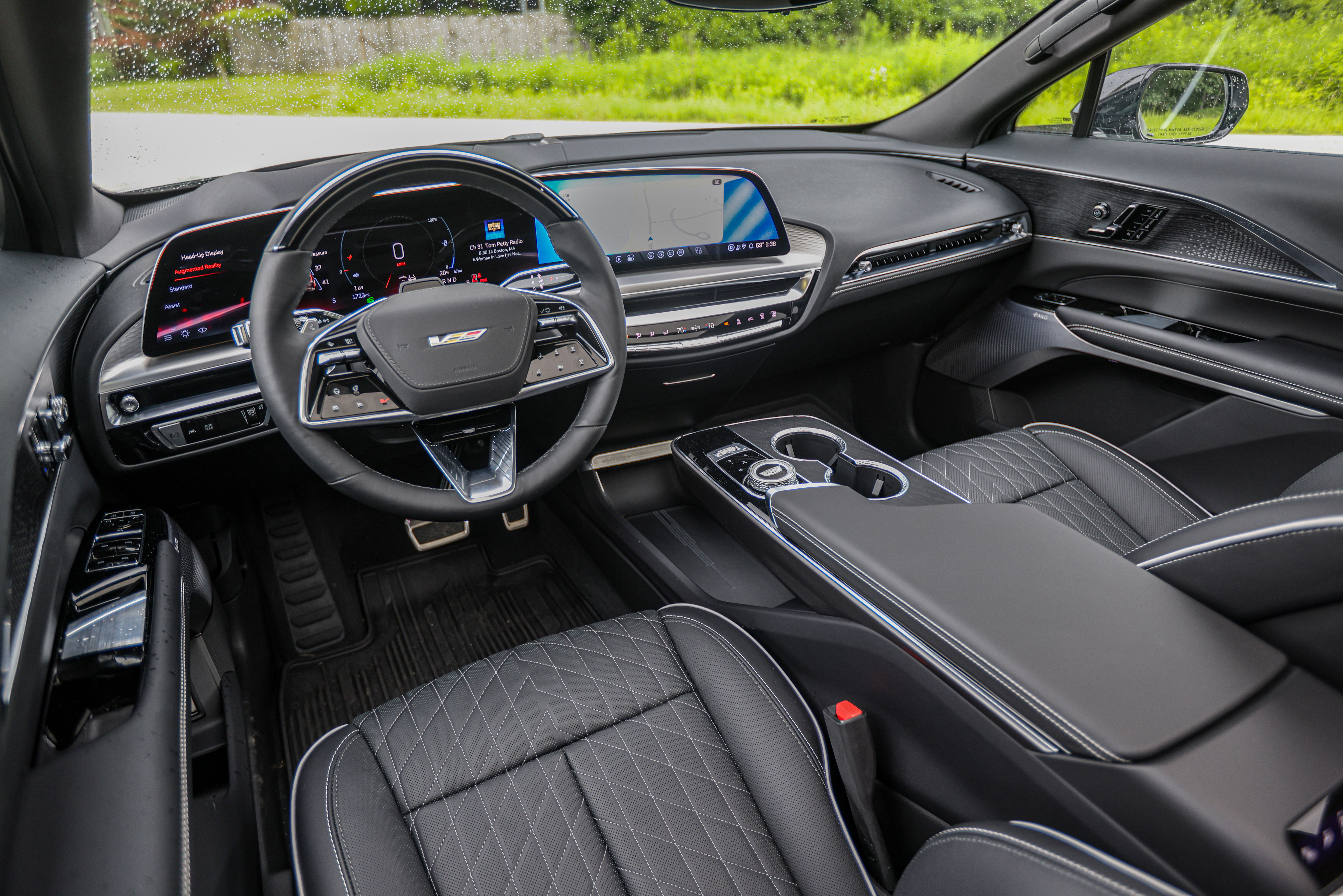 2026 Cadillac Lyriq-V：更銳利、更快速的凱迪拉克跨界休旅