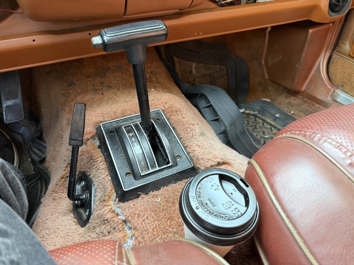 我的 AMC Eagle 驚喜連連：一輛被大幅改裝的二手車