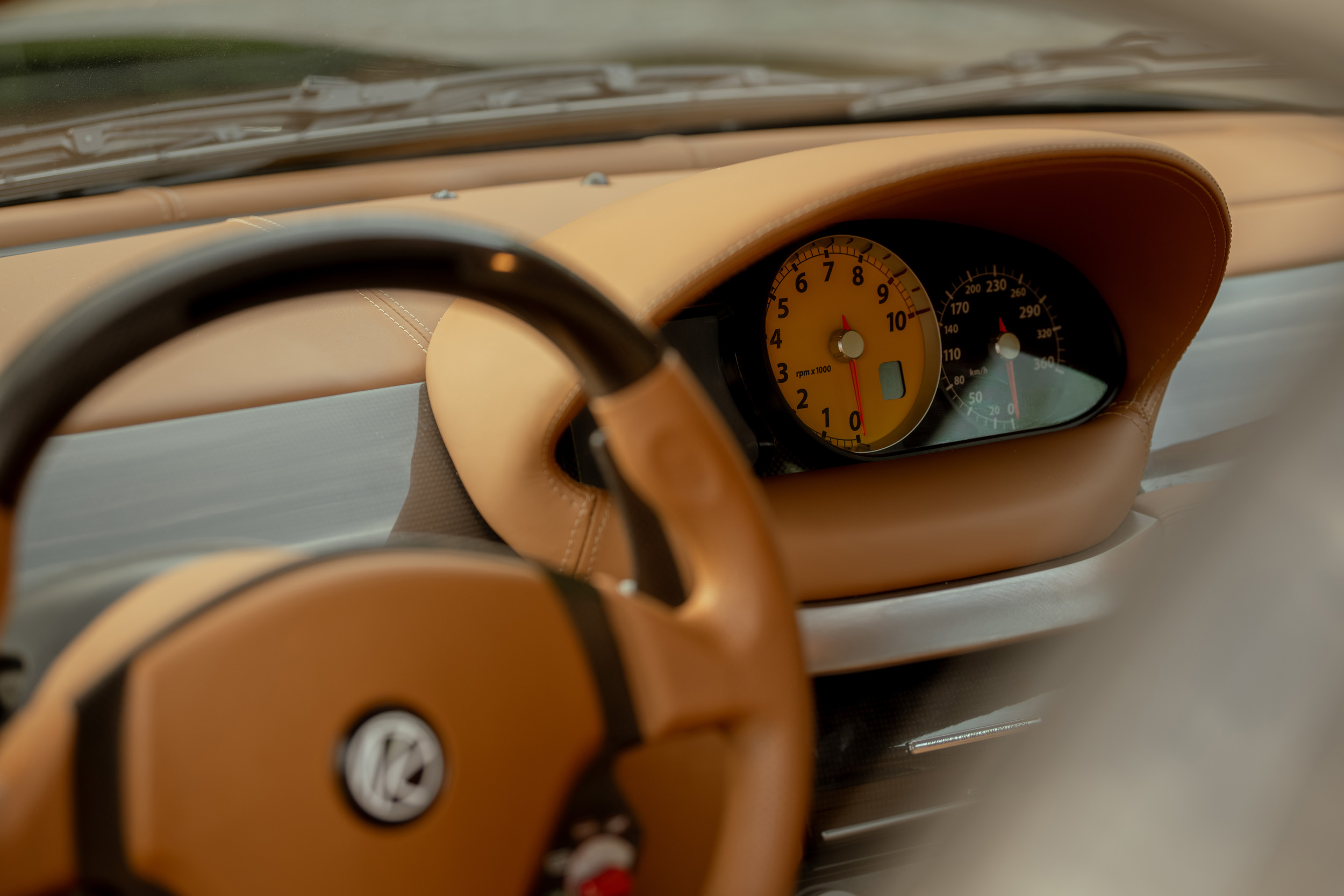 Niels van Roij Daytona Shooting Brake Hommage interior
