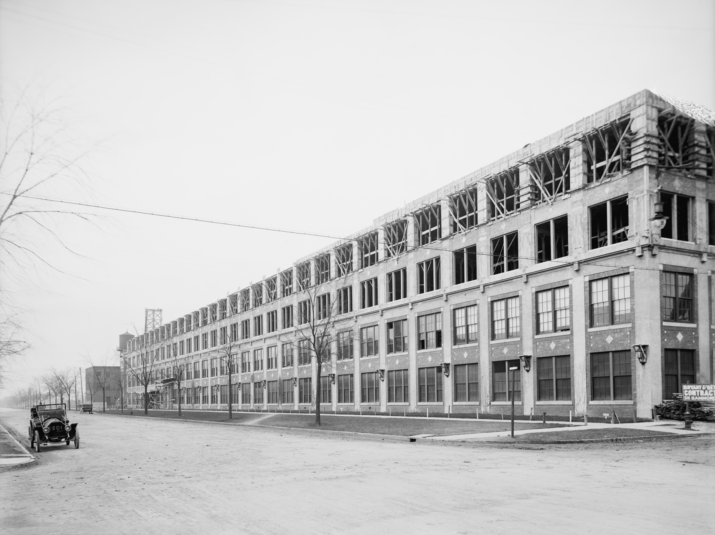 為何 Packard 至今仍具影響力？美國經典汽車的傳奇故事