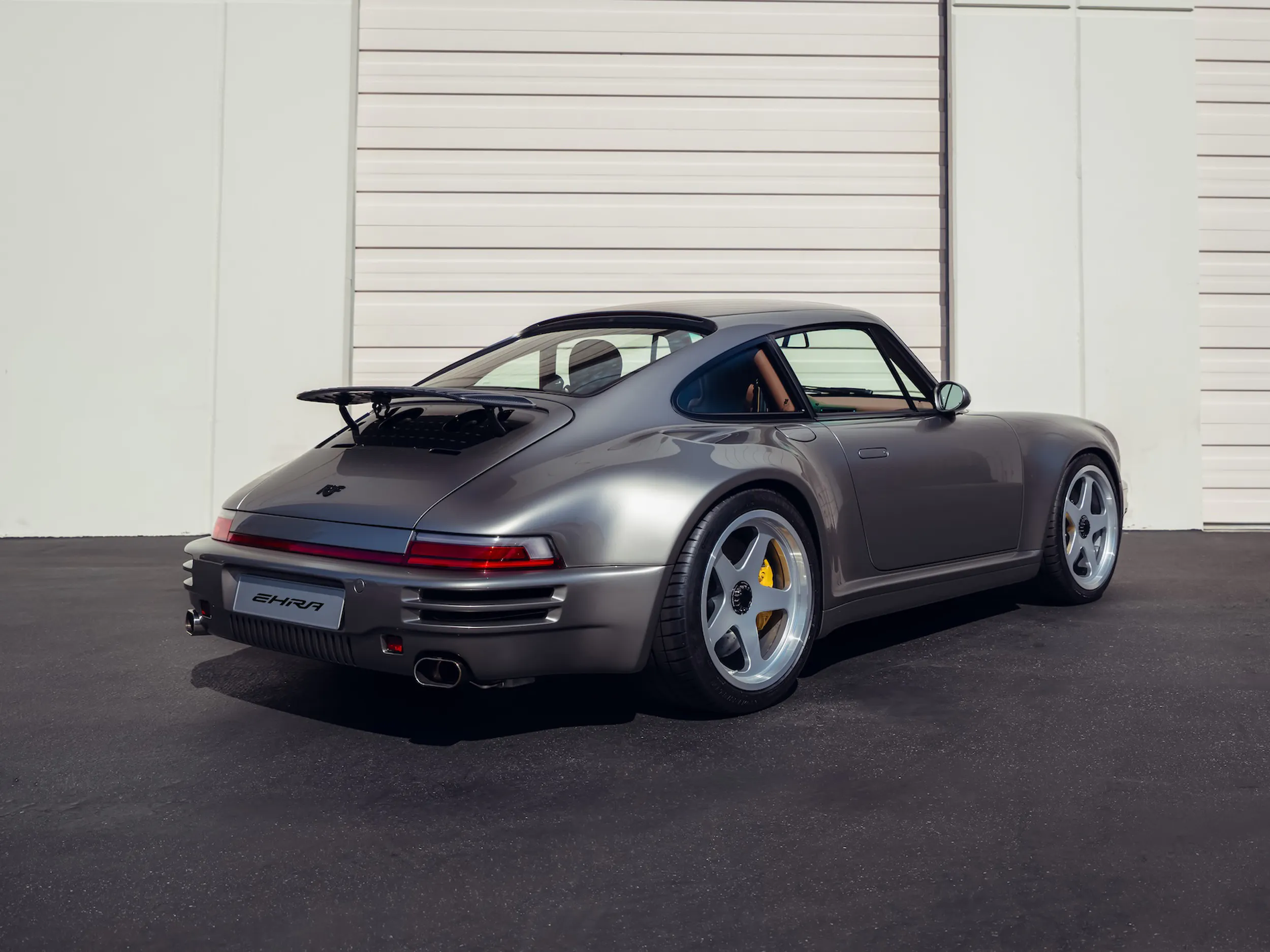 RUF 發表全新 650 匹馬力 EHRA 超跑