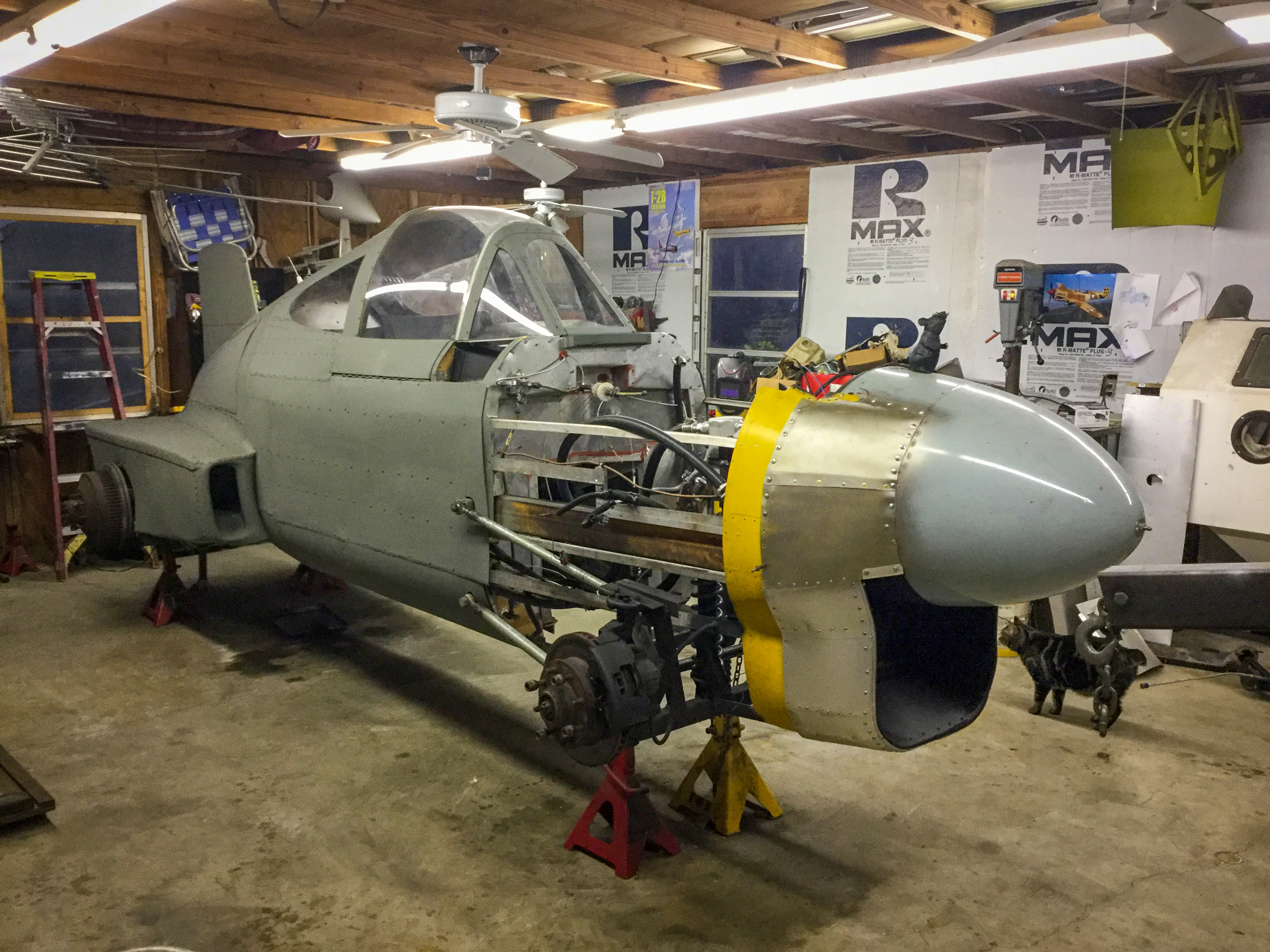 自製 P-40 戰鷹：這輛能合法上路的飛機
