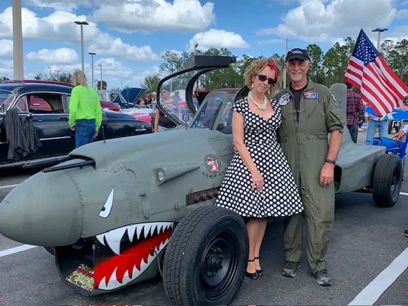 自製 P-40 戰鷹:這輛能合法上路的飛機