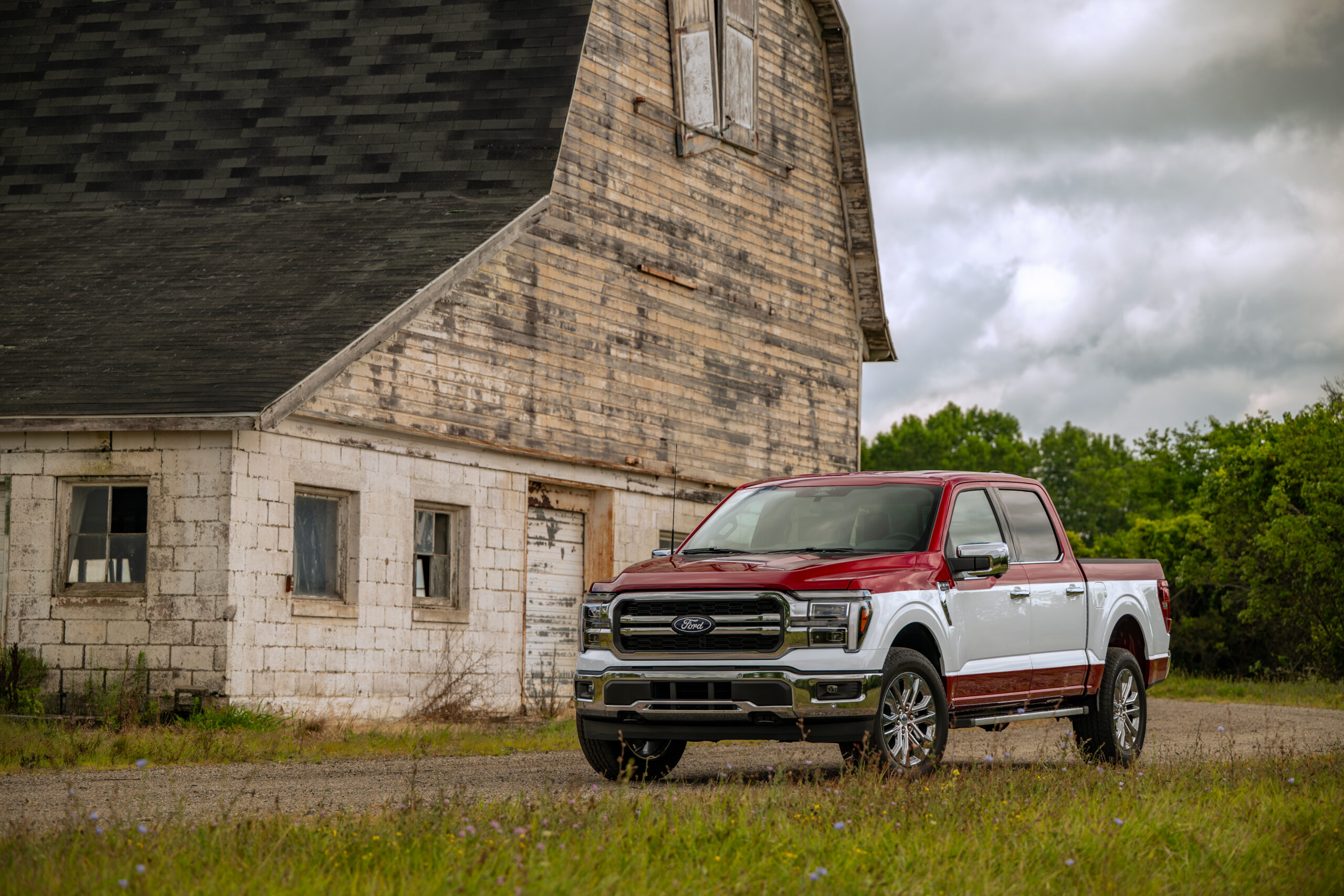 福特 2027 年式 F-150 雙色塗裝套件登場，勾起懷舊情懷