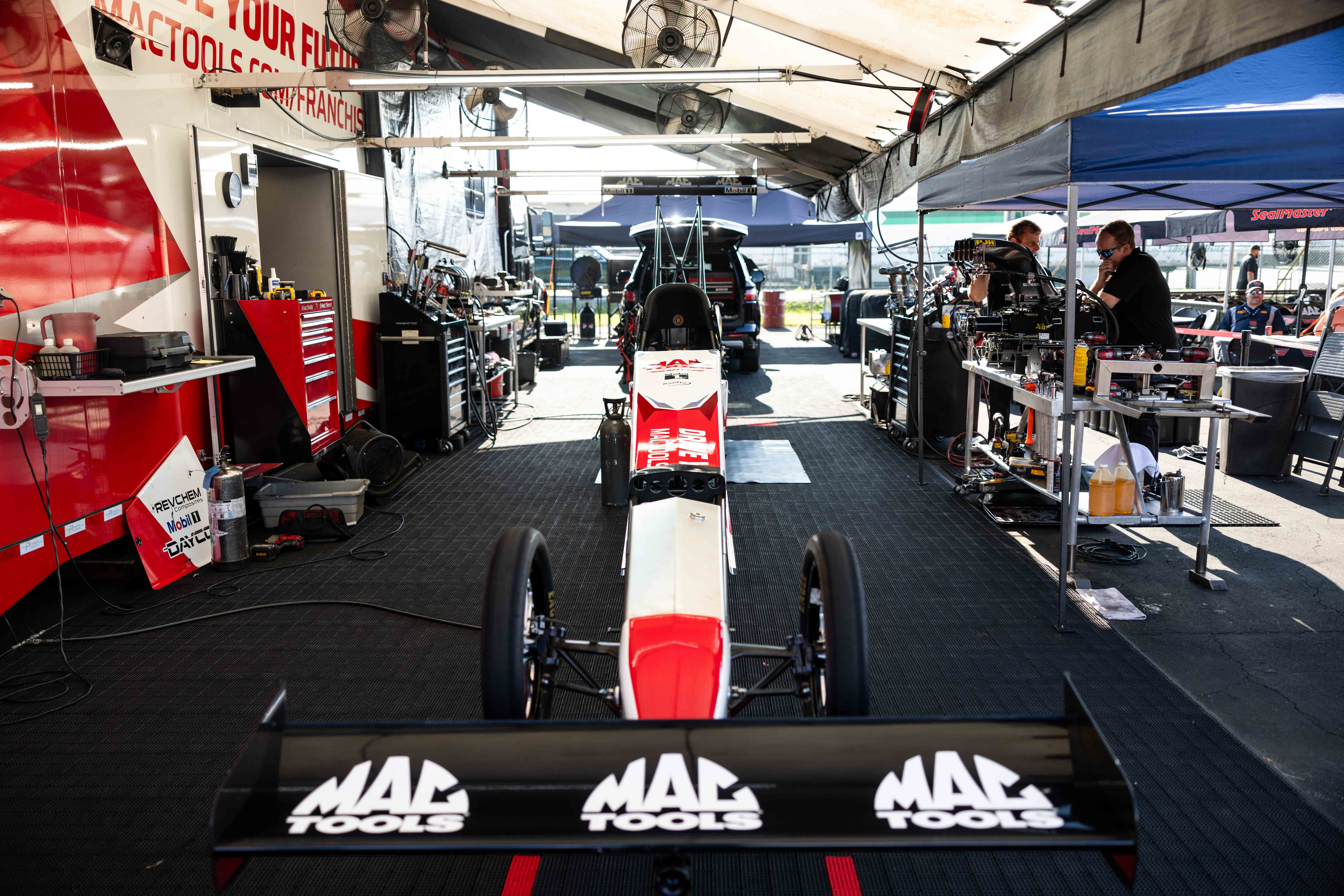 Doug Kalitta Norwalk 2026 pits