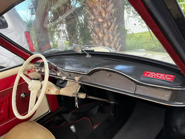 Goggomobil 經典微型車現身拍賣市場,圓夢機會難得