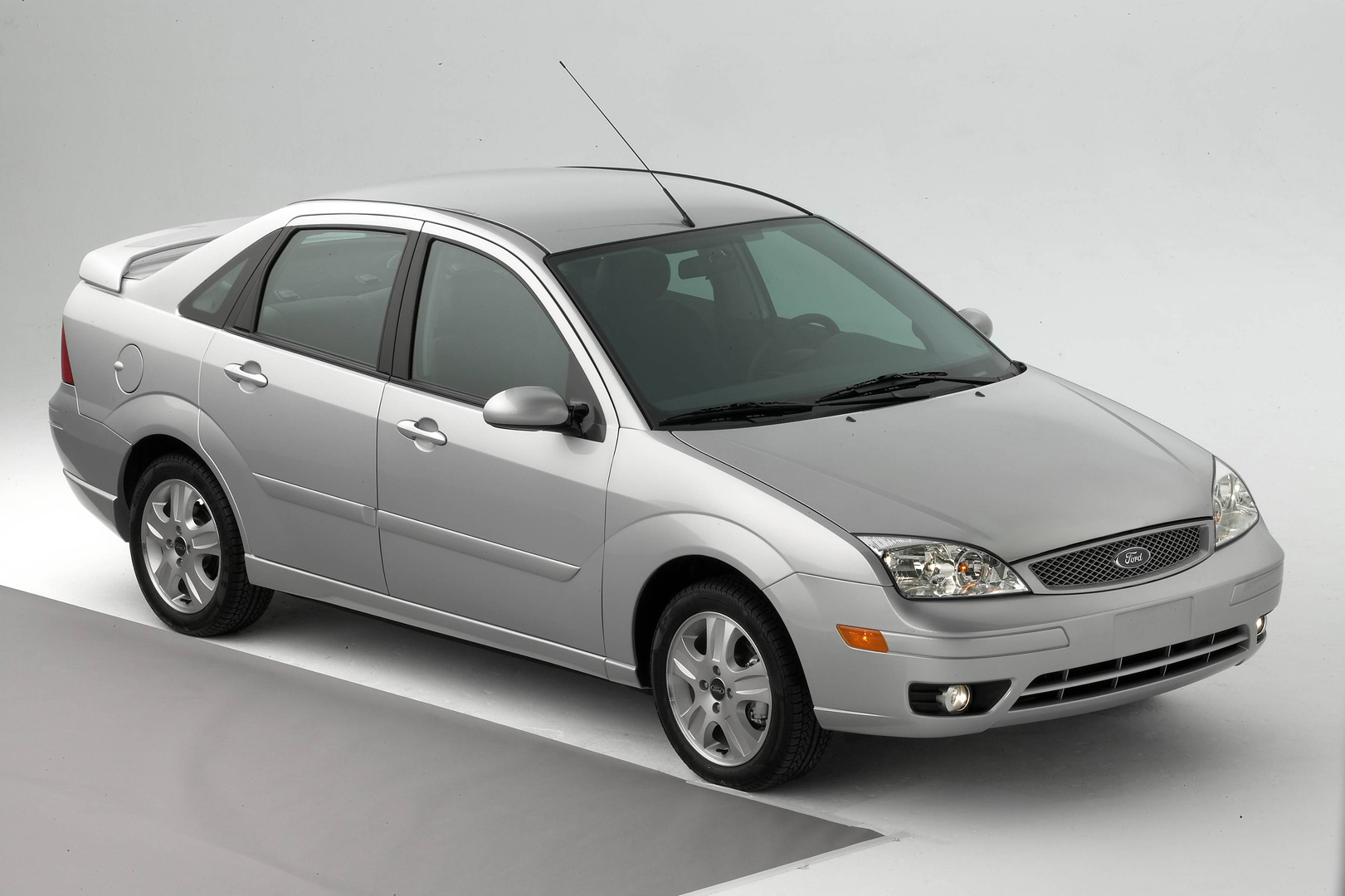 2005 Ford Focus sedan