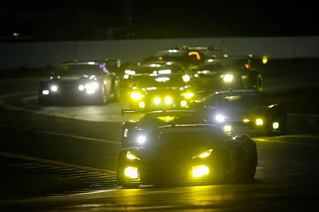 IMSA 2026 賽季在懸念迭起的莫斯科 12 小時耐力賽中落幕